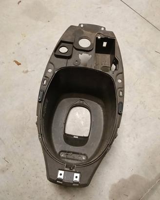 sotto sella piaggio nrg