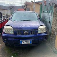 auto x-trail 4x4