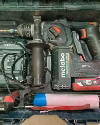 Martello Tassellatore a Batteria Metabo PowerMaxx 
