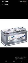 coppia di batterie AGM Varta nuove+ regolatore pwm