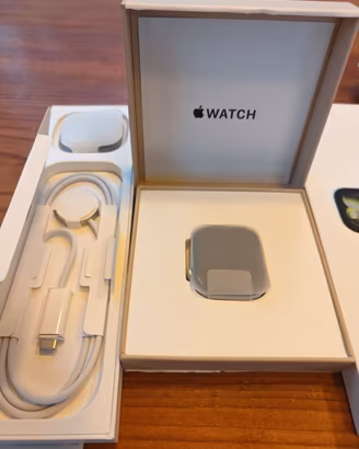 Apple Watch 11 silver 46 mm
