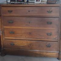 Cassettone antico metà ‘800 in legno massello