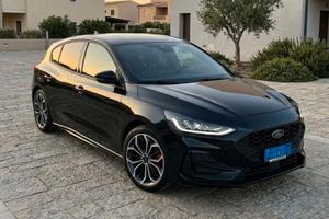 Ford Focus st line x 1.0 mild hybrid 155cv full op
