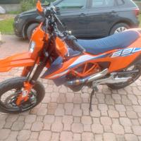 Ktm 690 smc - 2024