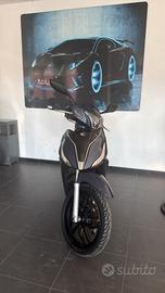 Kymco People 150