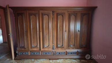 Armadio in legno vintage