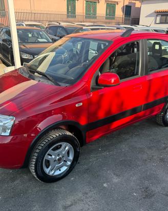 Fiat Panda 1.3 MJT 16V DPF 4x4 Climbing