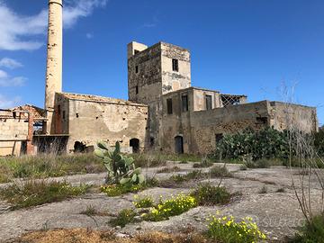 Marzamemi terreno con due fabbricati