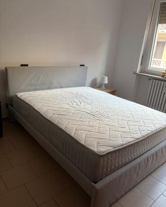 Letto matrimoniale Ikea + materasso Mentor