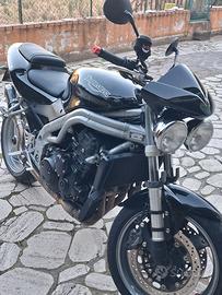 Triunph speed triple 955i