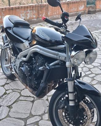 Triunph speed triple 955i