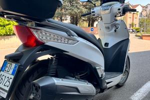 Scooter Kymco People GTi 300