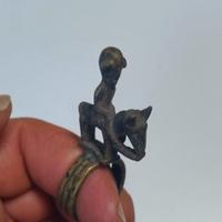 Anello in bronzo Dogon con cavaliere