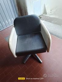 Arredamento negozio parrucchiera