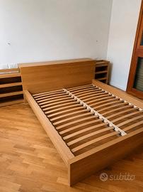 Letto matrimoniale Ikea Malm con comodini