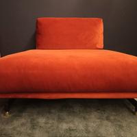 Pouf lounge con schienale mobile