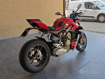 Ducati streetfighter v4s 2021