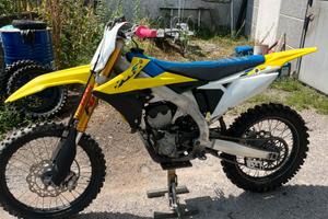Suzuki rmz 250