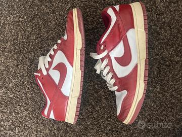 dunk low PRM vintage team red