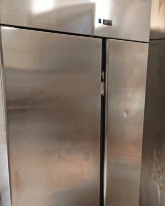 congelatore 1400 litri