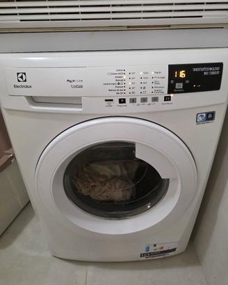 Lavatrice Electrolux  Flex Care  9kg 1200 giri