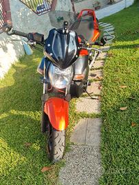 Suzuki GSR 600
