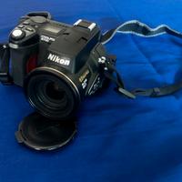 Compatta Nikon Coolpix 8700