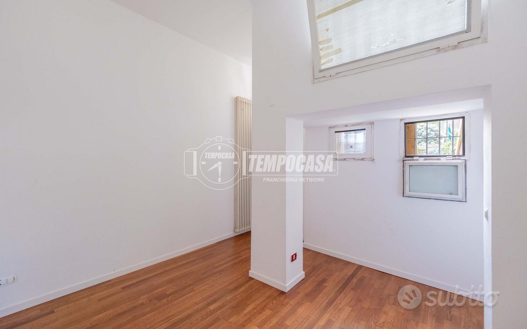 Appartamento – Milano, Bruzzano, Municipio 9 - Altro