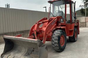 Pala gommata terna Komatsu fai