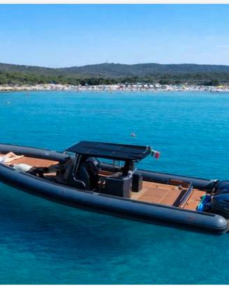 Gommone At Marine 100 sport