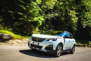 PEUGEOT 3008 BlueHDi 130 S&S Allure