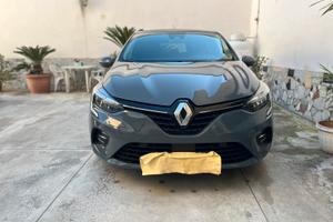 RENAULT CLIO 5 GRIGIO FINANZA TCe 12V 100 CV GPL