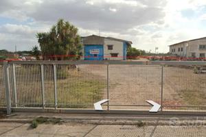 Terreno con capannone ricovero attrezzi