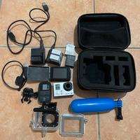 Gopro 3+ Black Edition con tantissimi accessori