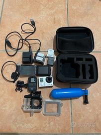 Gopro 3+ Black Edition con tantissimi accessori