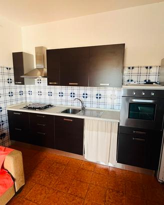Cucina di 3 metri  più che in buono stato!!!