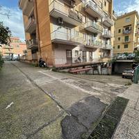 Box auto Via dei Gonzaga - Roma