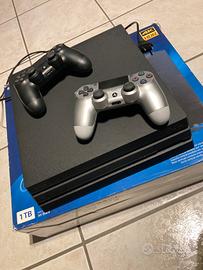 Playstation 4 pro 1 Tb più 5 giochi