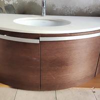 Mobile bagno sospeso