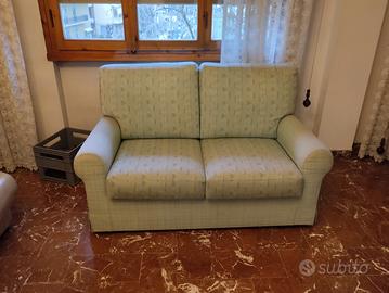 divanetto due posti 