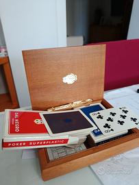 cofanetto di carte dal negro