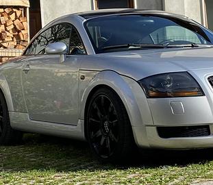 AUDI TT MK1 -1.8 TURBO 20 V - 225cv QUATTRO