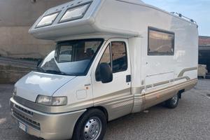 Laika ducato 2.8 DTI 122cv 5 posti letto