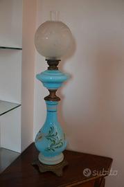 Lampada lume ad olio in vetro opalino celeste