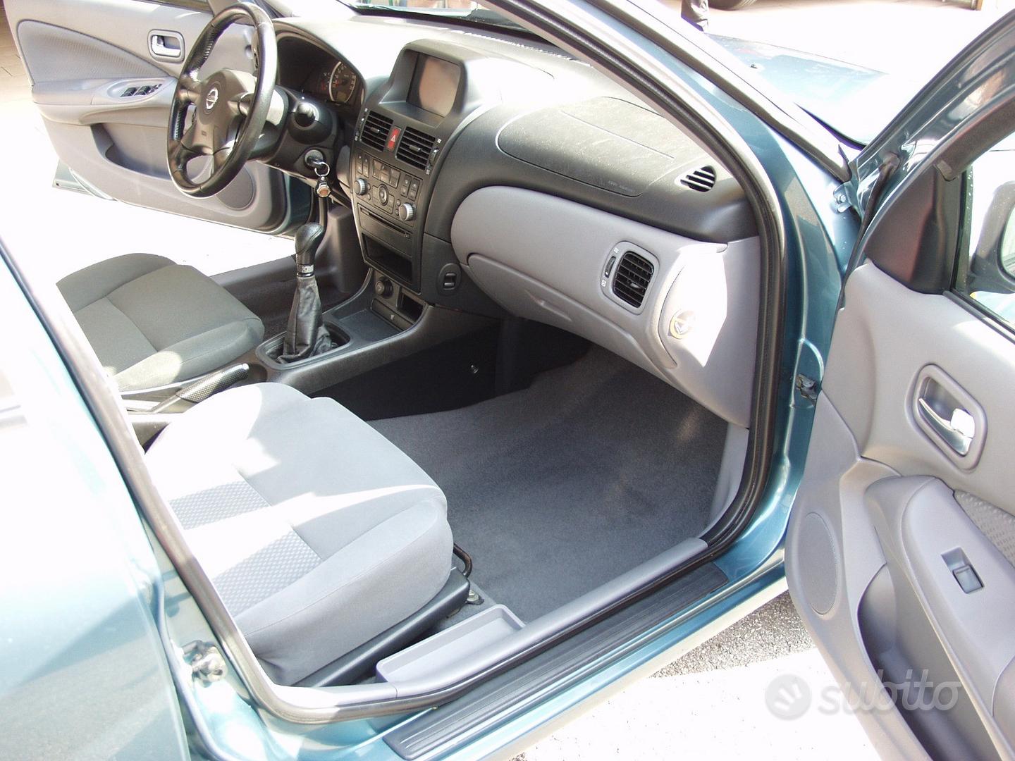 Nissan Almera 2003 photo 2