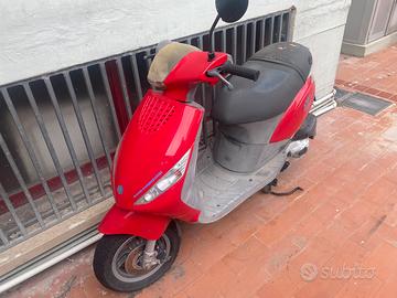 Piaggio Zip 50 4T