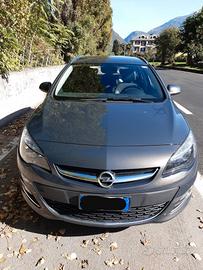 Opel Astra Sports Tourer 1.6 cdti Cosmo s&s 136cv