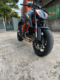 KTM SUPERDUKE 1290r