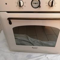 forno e cappa in stile retrò