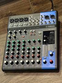mixer yamaha mg10xu